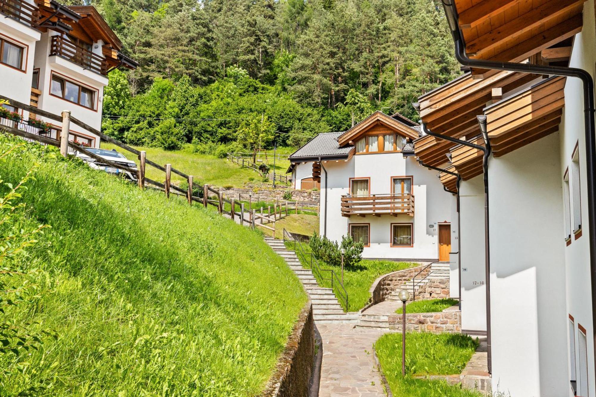 Residence Des Alpes Cavalese Exterior foto